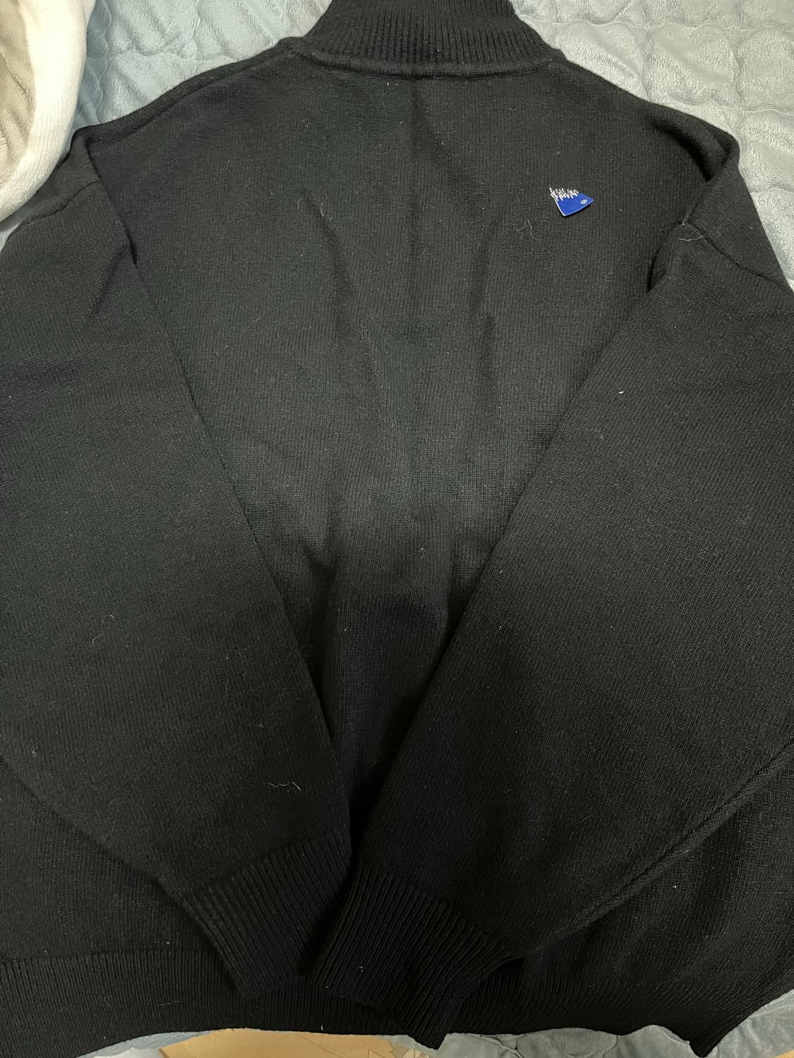 아더에러 니트 상품이미지3