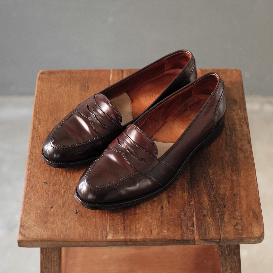 알든 684 8D(260사이즈) 버건디 코도반 풀스트랩 로퍼 상품이미지5