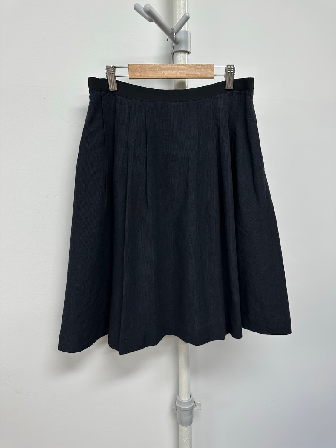 마가렛호웰 코튼 린넨 플레어 스커트 상품이미지1