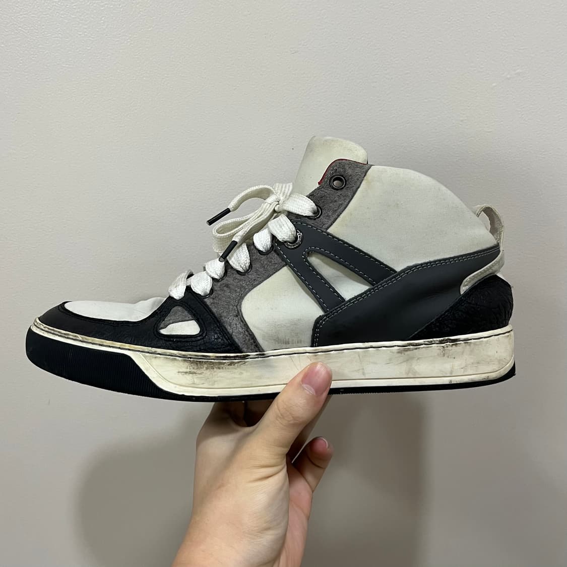 Lanvin High Top Sneakers 상품이미지1