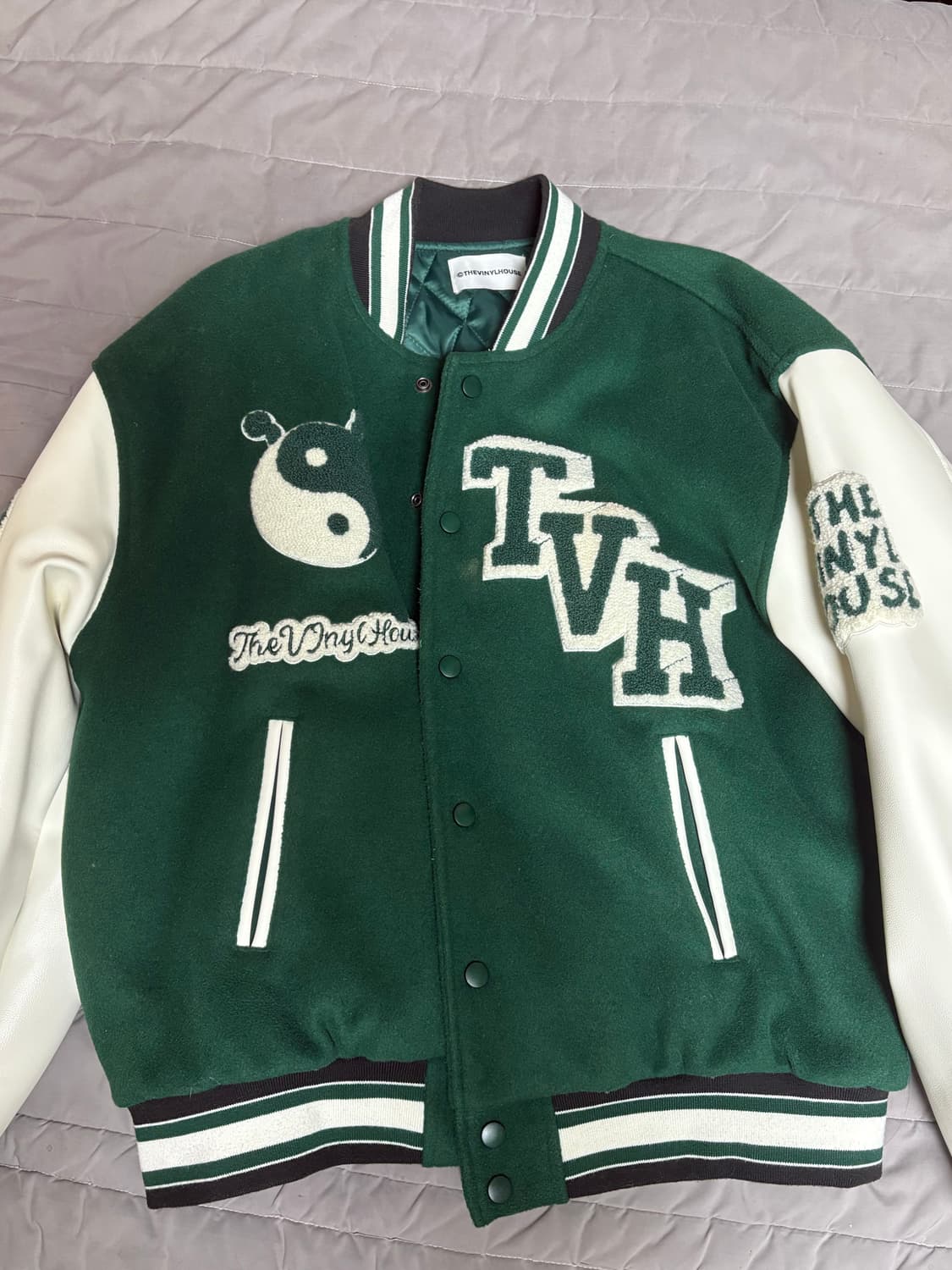 더바이닐하우스 바시티자켓 그린 m 상품이미지1