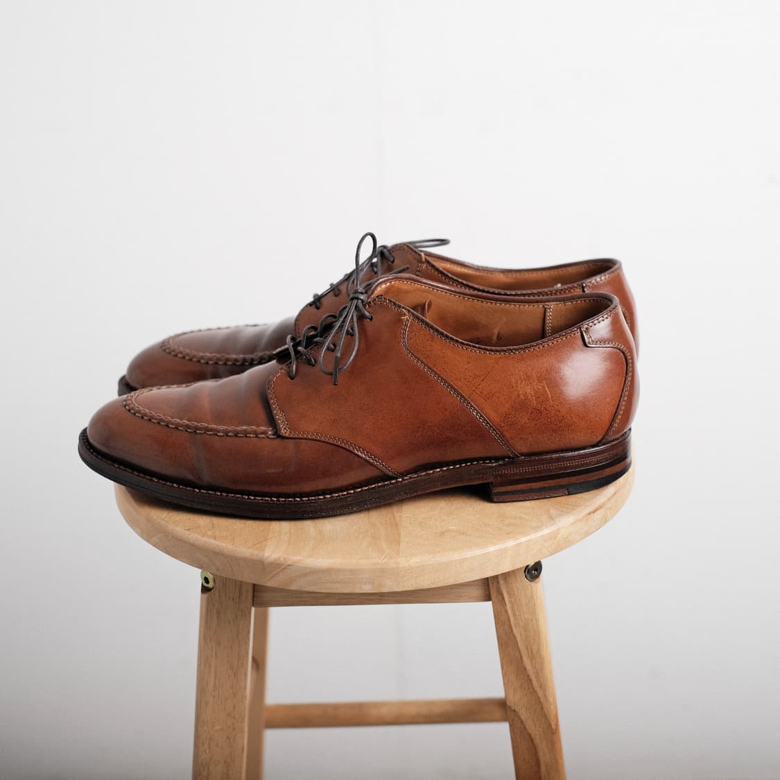 알든 99358 10D 위스키&마호가니 쉘 코도반 새들슈즈 상품이미지3