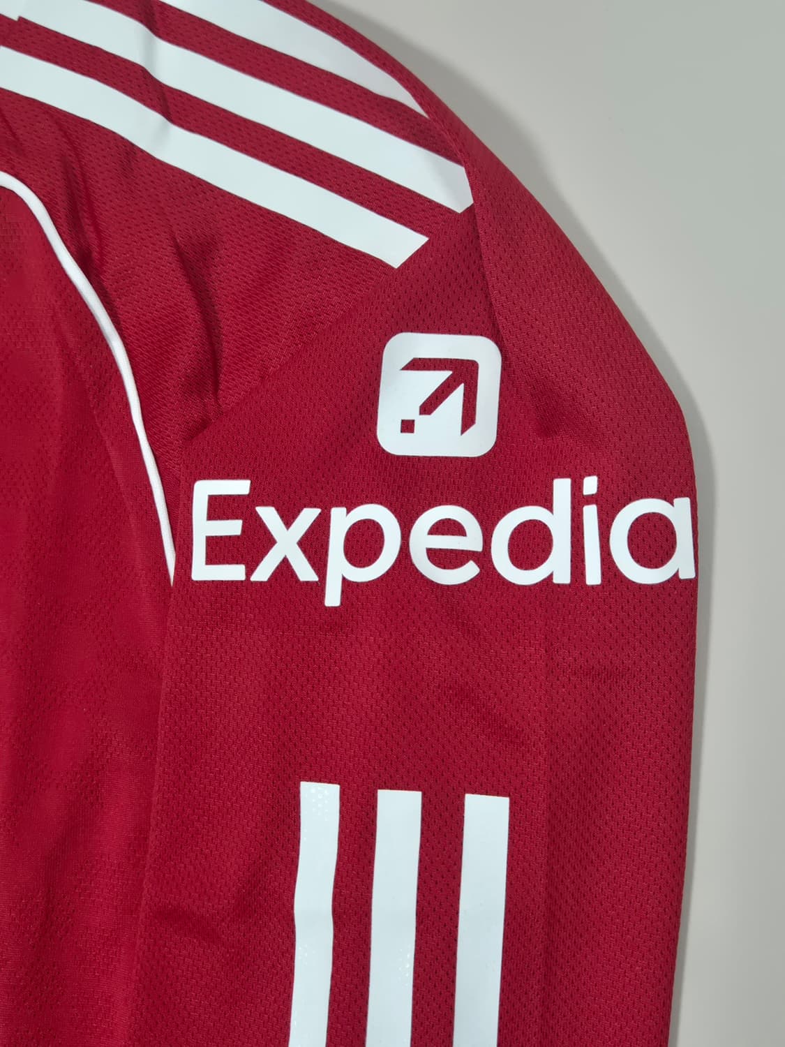 25-26 리버풀 홈 에키티케 챔스패치 긴팔 유니폼 XL사이즈 상품이미지6