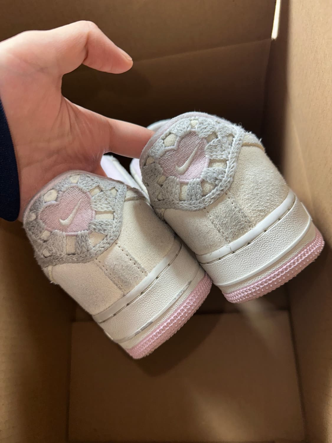 (240)나이키 에어포스 1 로우 밸런타인데이 세일 핑크 폼  상품이미지5