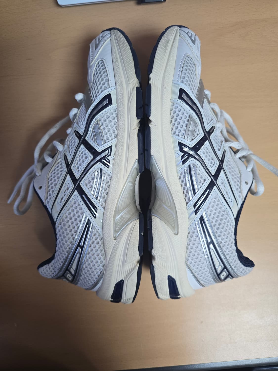 아식스 젤1130 화이트미드나잇 240 상품이미지4