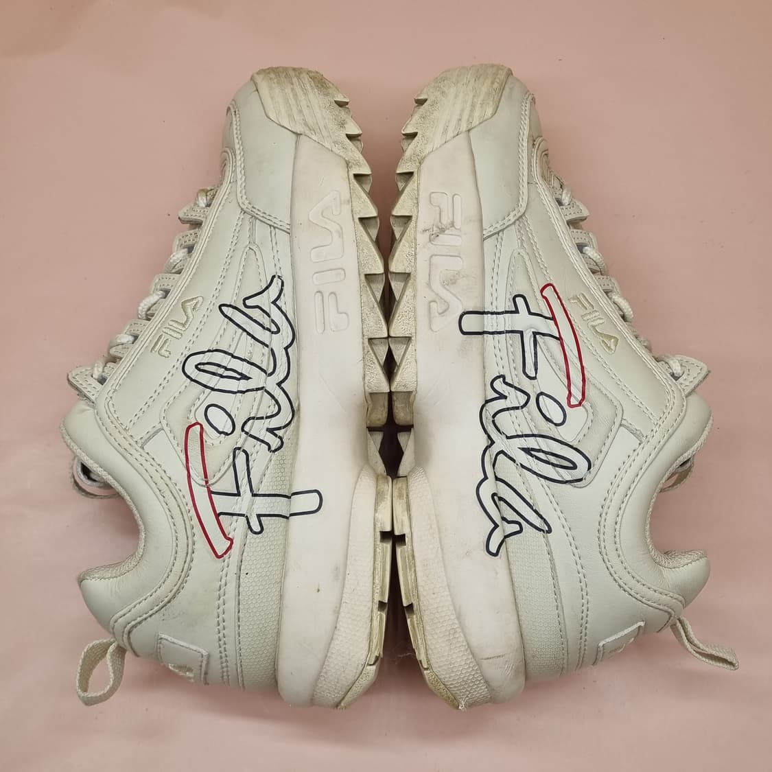 휠라 디스럽터2 스크립트 운동화 245 상품이미지5