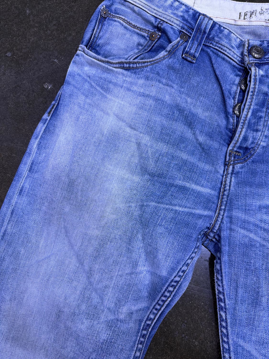 리바이스 504 스트레이트핏 빈티지 타이 워싱 데님팬츠 34 상품이미지4