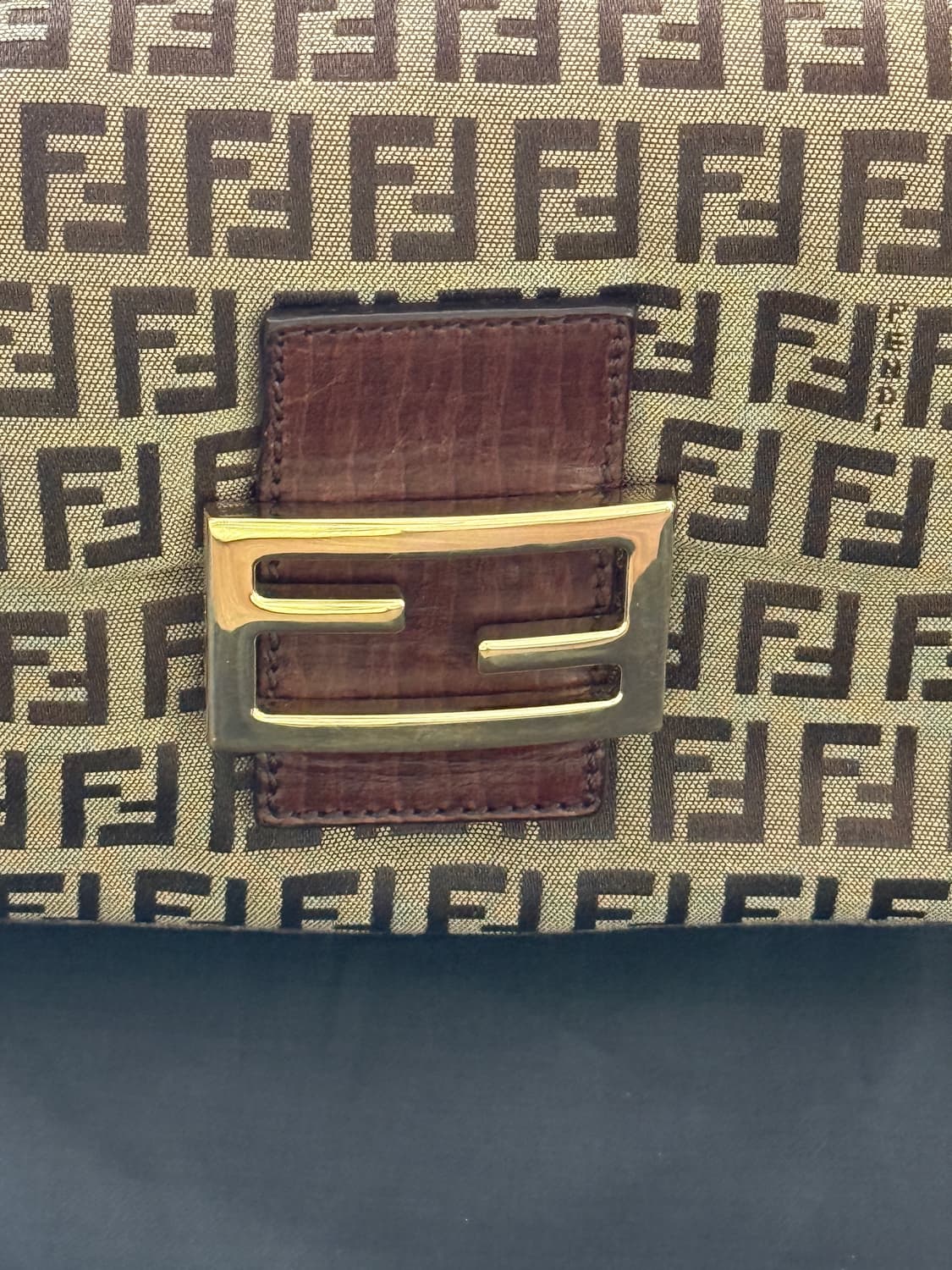 펜디 주카 맘마백 (정품)  상품이미지4