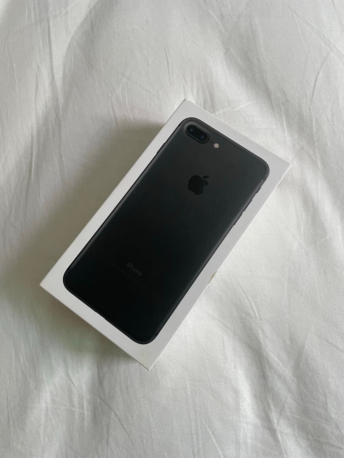 아이폰7+ 32GB 매트블랙  상품이미지1