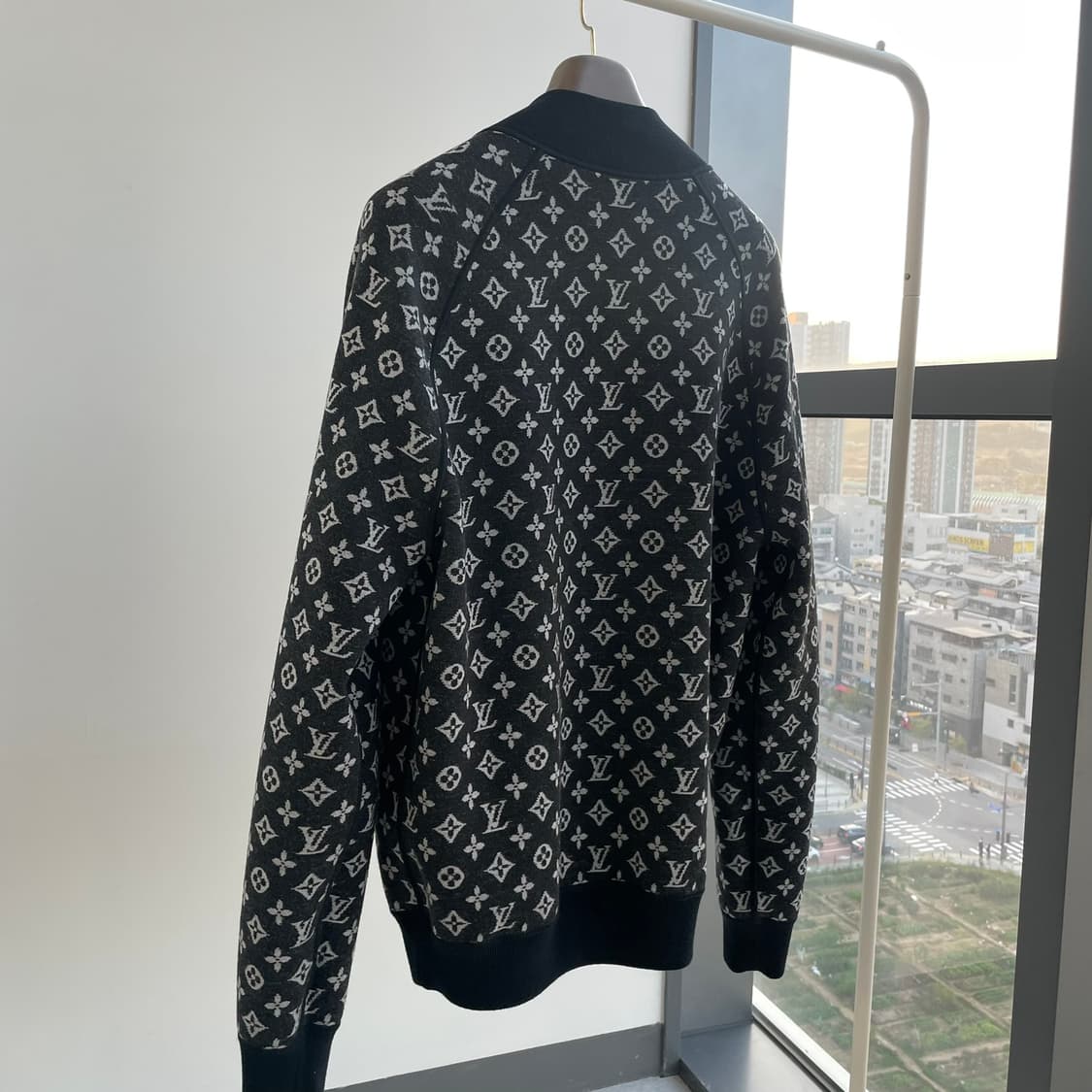 (xl) 루이비통 모노그램 리버서블 집업  상품이미지4