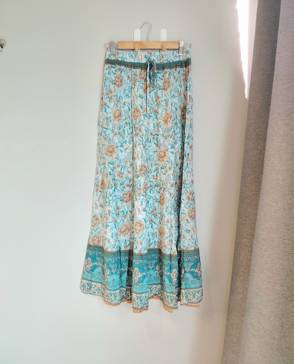 소프트 민트 플라워 스커트 상품이미지1