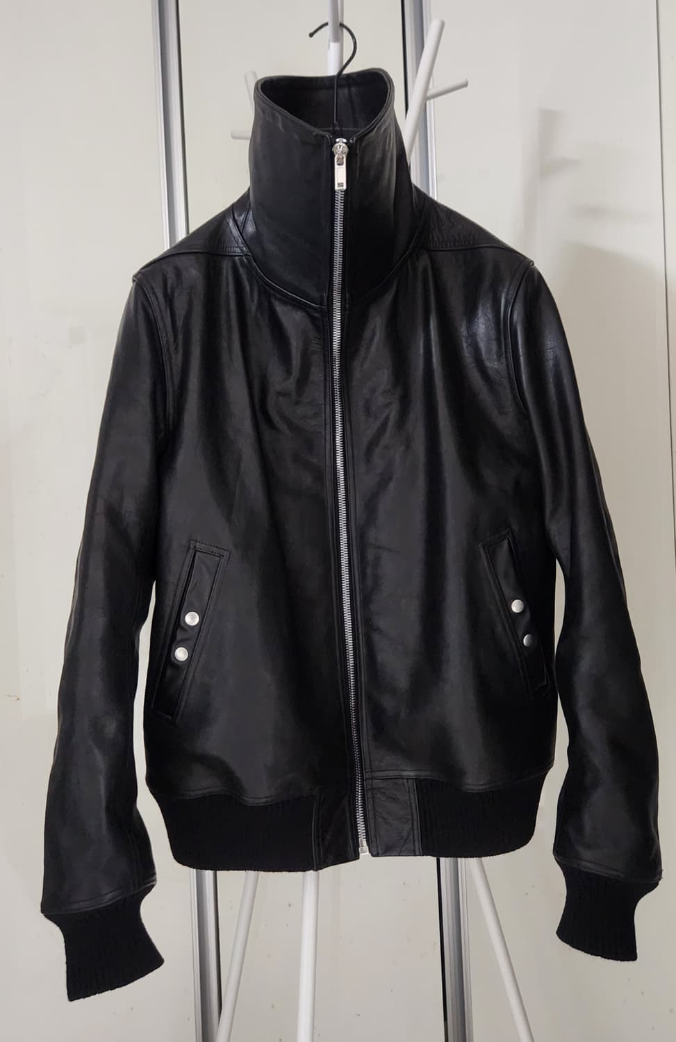 릭오웬스 FW25

레더 블릭사 드라쿠카라 48사이즈
 상품이미지7