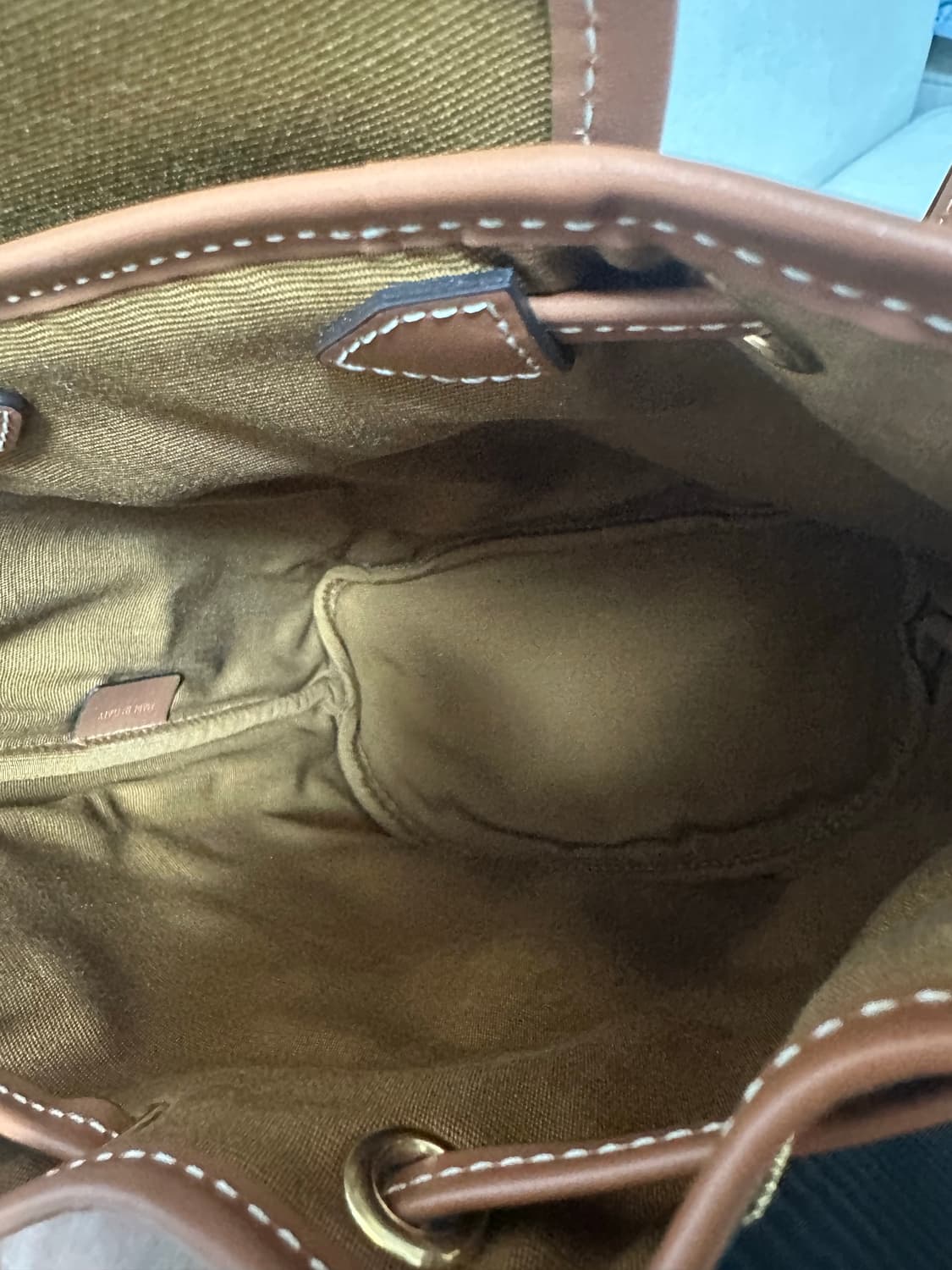 [새상품급 정품] 셀린느 폴코 백팩 미니 상품이미지7