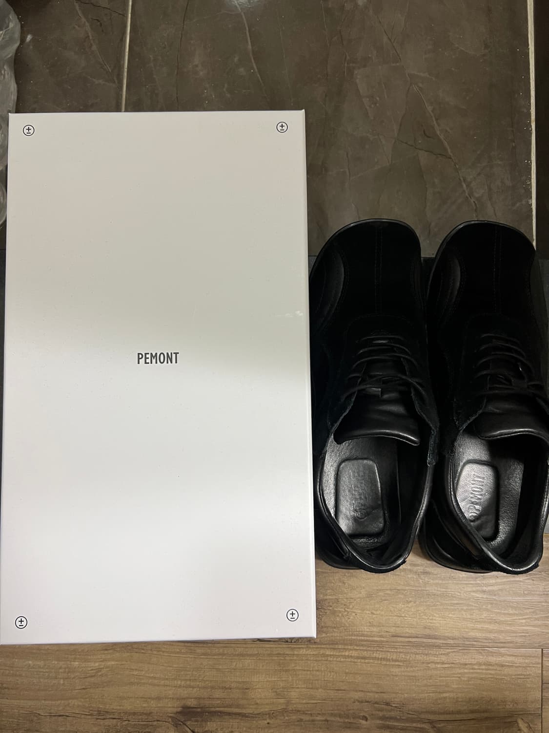 페몬트 스퀘어 블랙 280 상품이미지1