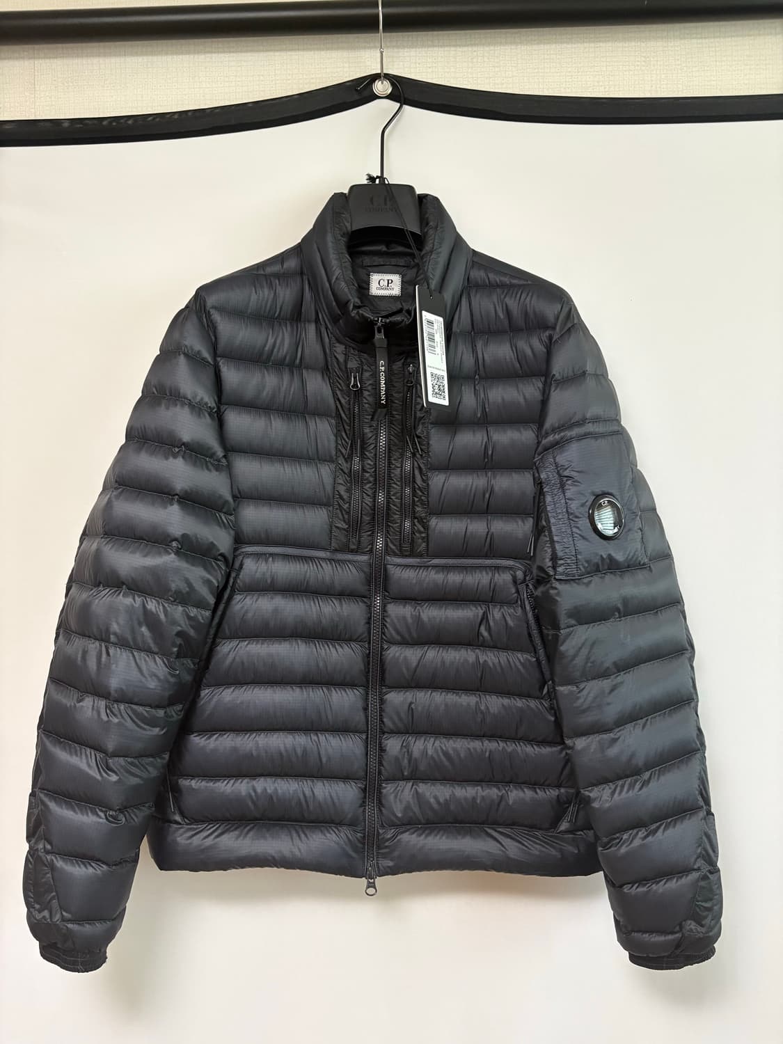 CP컴퍼니 25FW dd쉘 경량패딩 상품이미지3