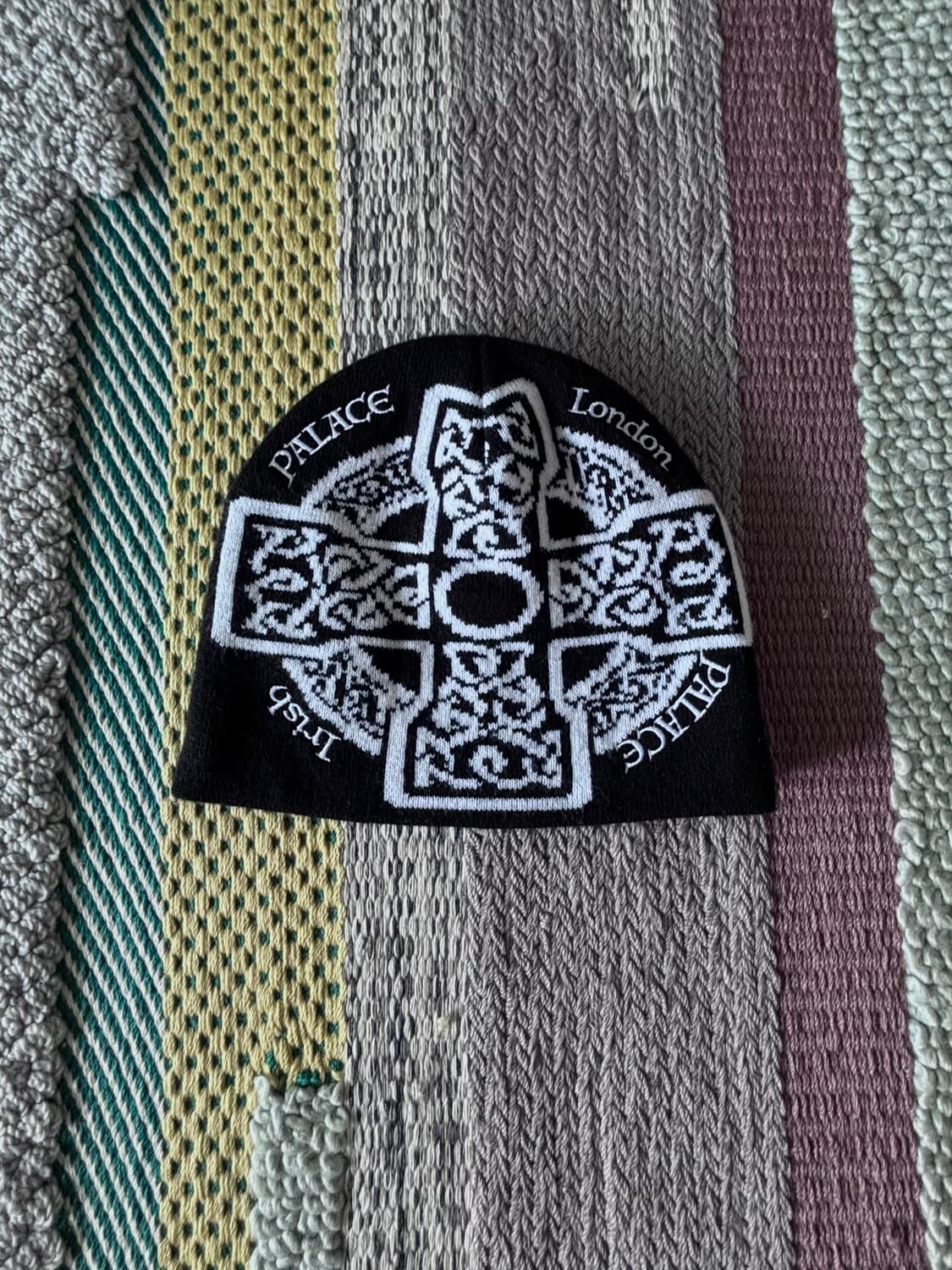 Palace Celtic Nein Cuff Beanie Black 상품이미지1