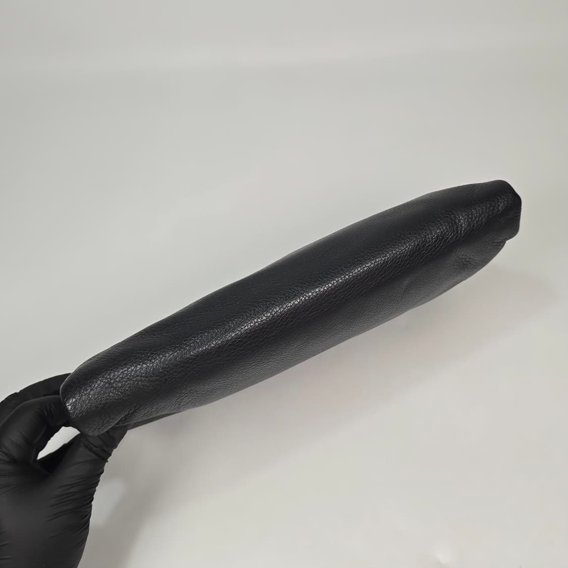 프라다 비텔로 다이노 은장 트라이앵글 클러치 크로스백 상품이미지7