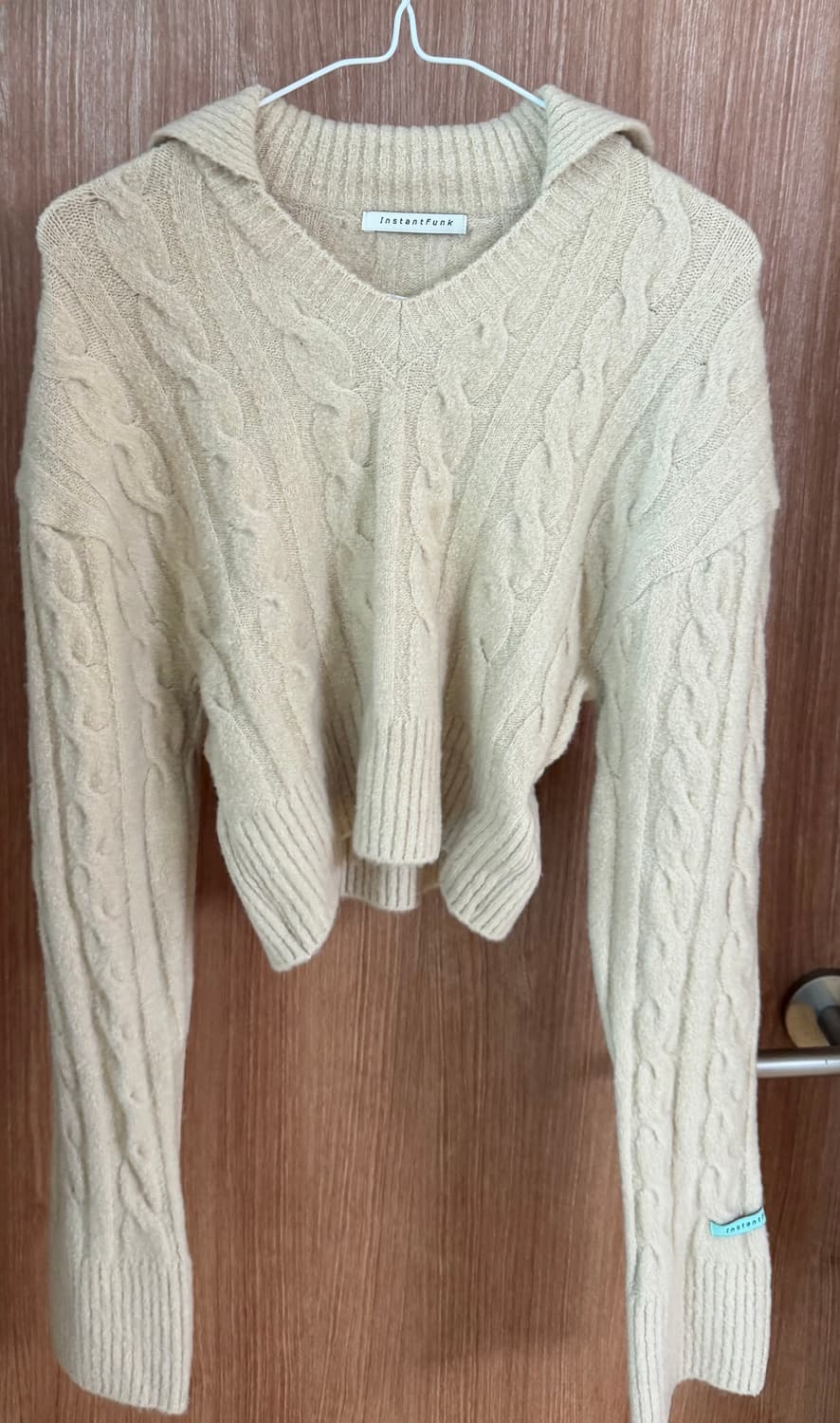 Instantfunk 인스턴트펑크 크롭 카라 니트 상품이미지1