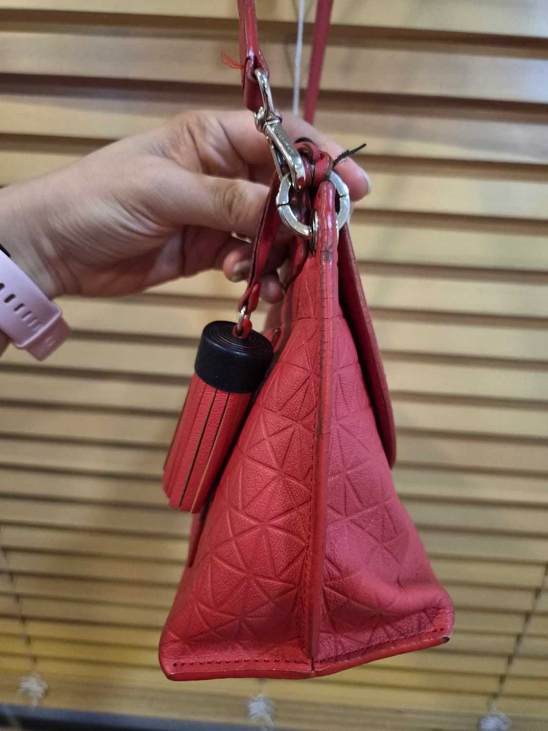 루이까또즈 여성 레드크로스미니백 상품이미지4