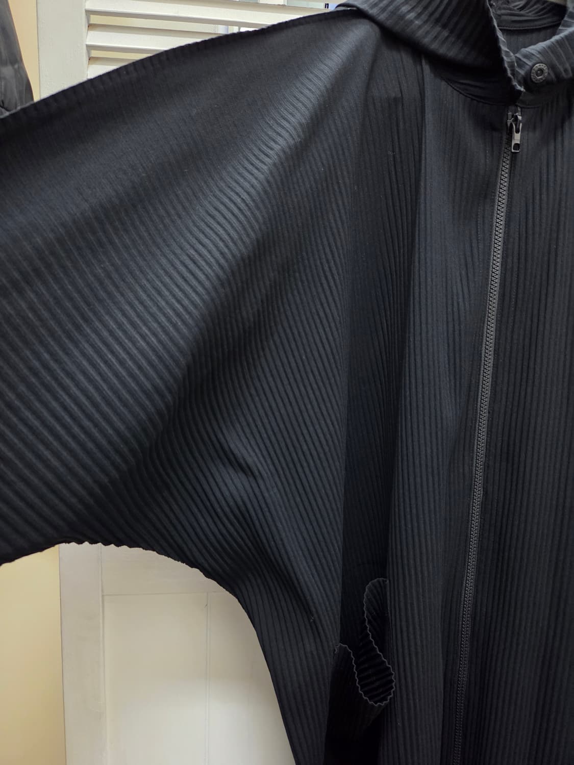 플리츠플리즈 이세이미야케 후디 코트 상품이미지4