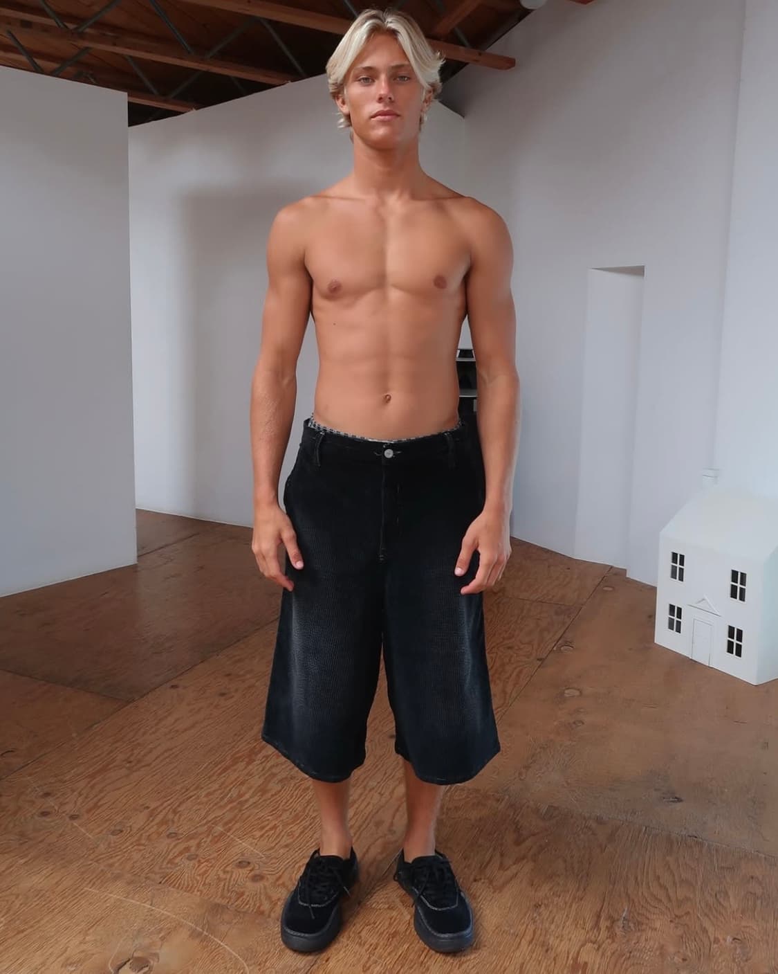 [260,270,280,290]이알엘 ERL 쿠페 스니커즈/코듀로이 블랙 상품이미지3