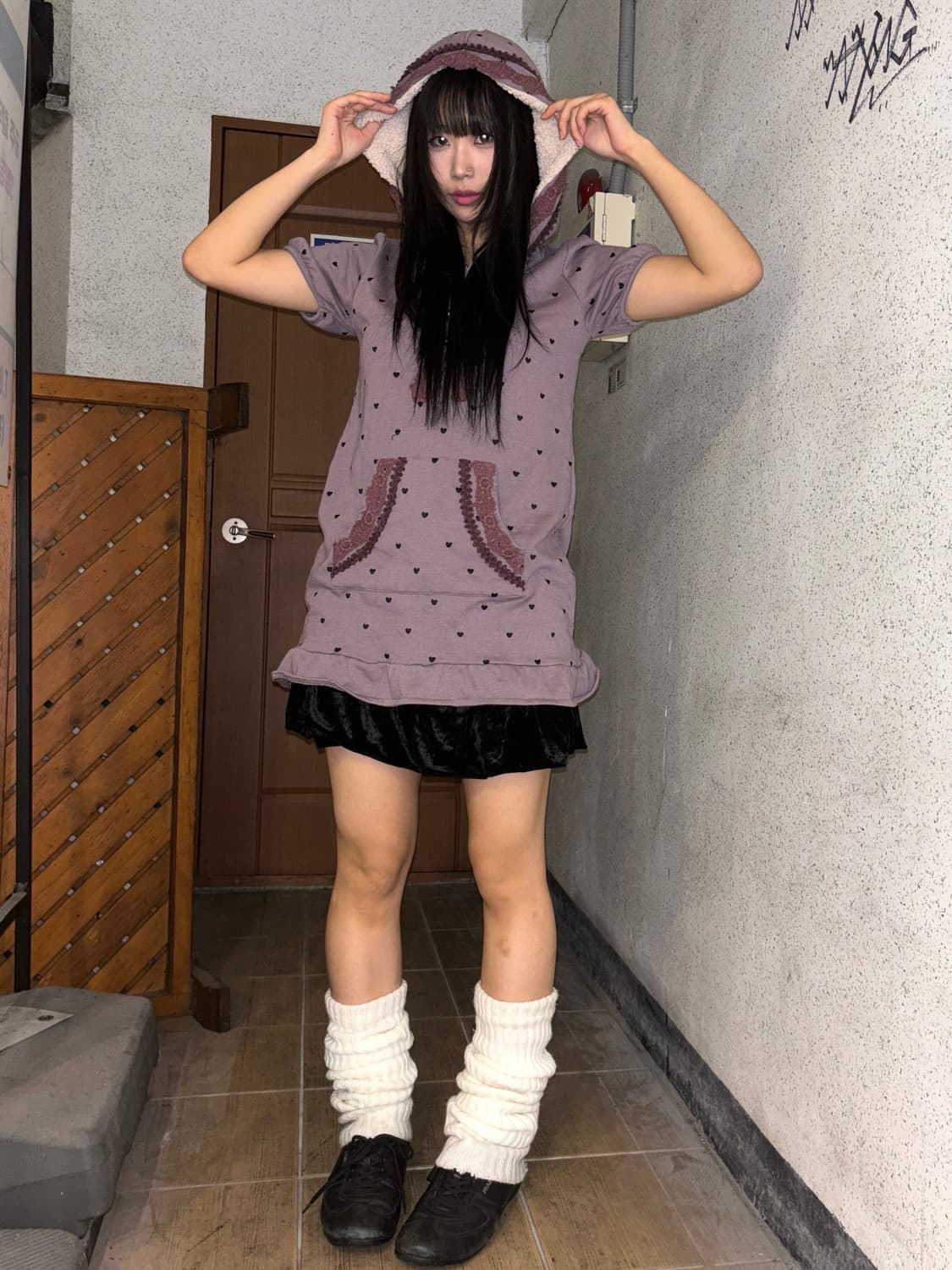 벨벳 프릴 블랙 스커트 상품이미지3