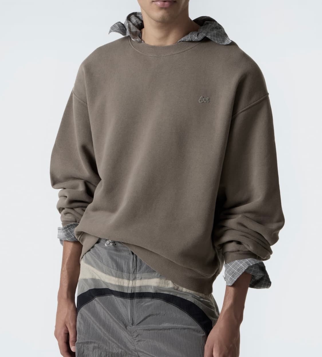 [S,M,L]이알엘 ERL 25fw 워싱 맨투맨/타우페 상품이미지1