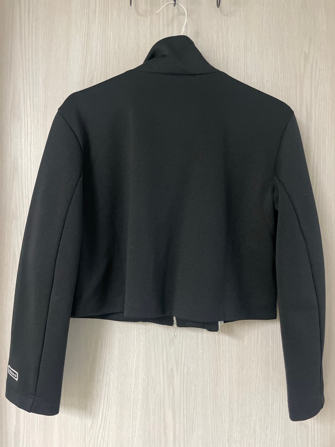 아이다스 크롭 트랙 자켓  상품이미지2