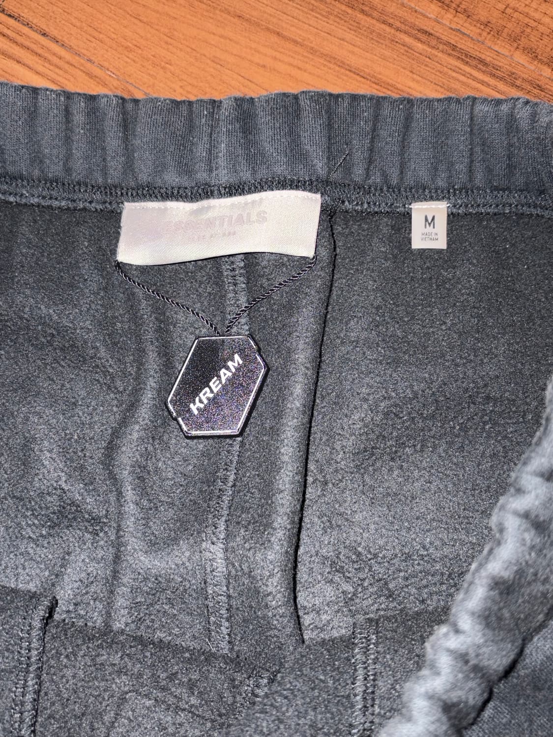 에센셜 스웨트팬츠 블랙 M 상품이미지3