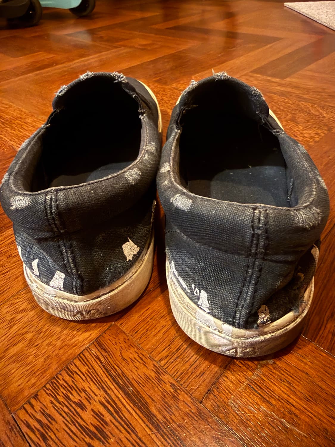 발렌시아가 Paris Graffiti Slip On Sneakers  상품이미지3