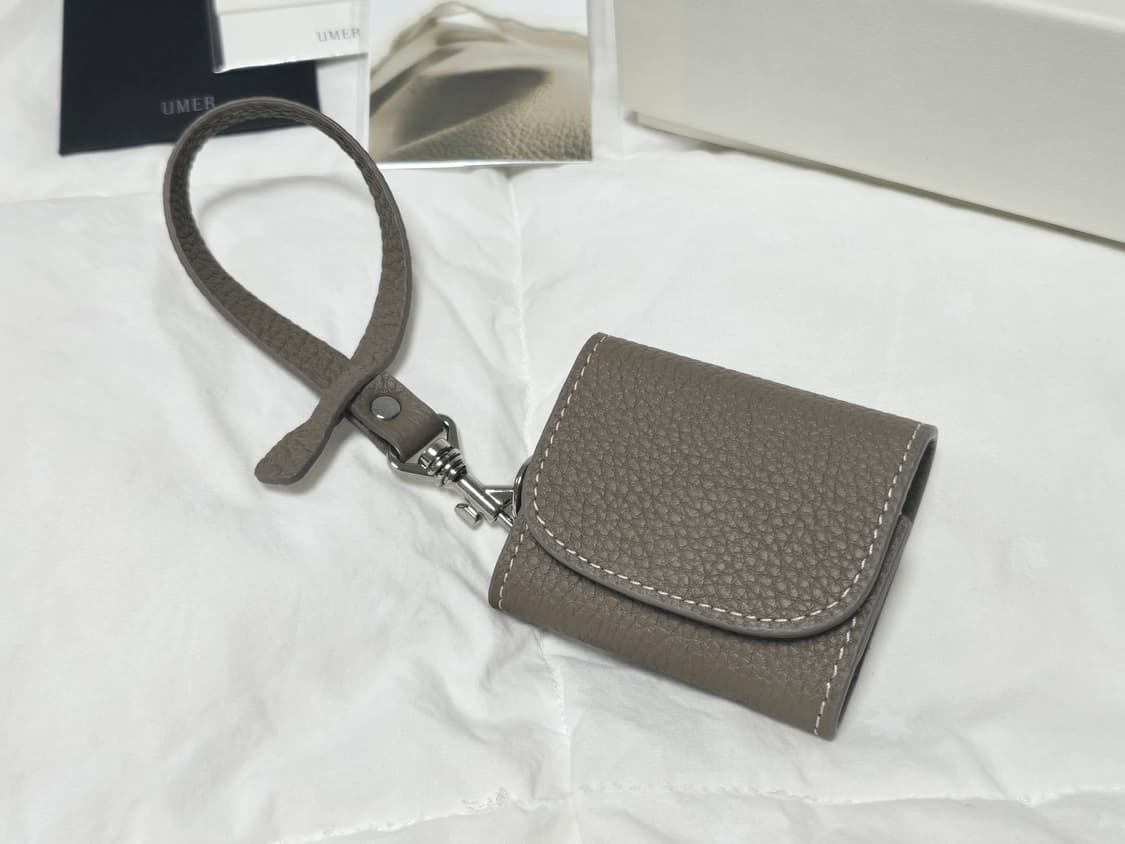 UMER 유메르 메르레브 에어팟프로 케이스 백참 에토프 상품이미지3