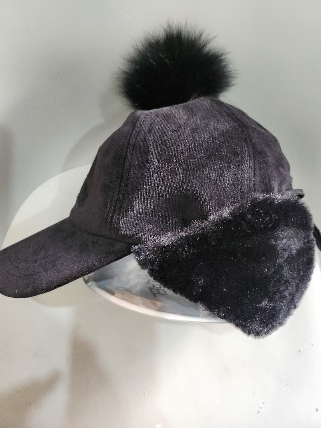 1068) 팬텀 벨벳 폼폼 귀달이 모자 상품이미지2