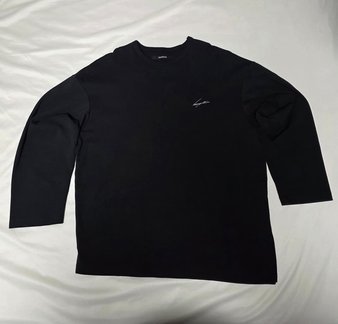 송지오옴므 어시메트릭 컷 크루넥 블랙 100 (가슴단면 60cm) 상품이미지1