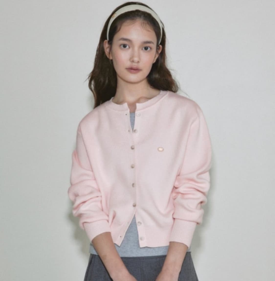 66사이즈) 오로 (라퍼지포우먼) 에센셜 라운드 니트 가디건 상품이미지1