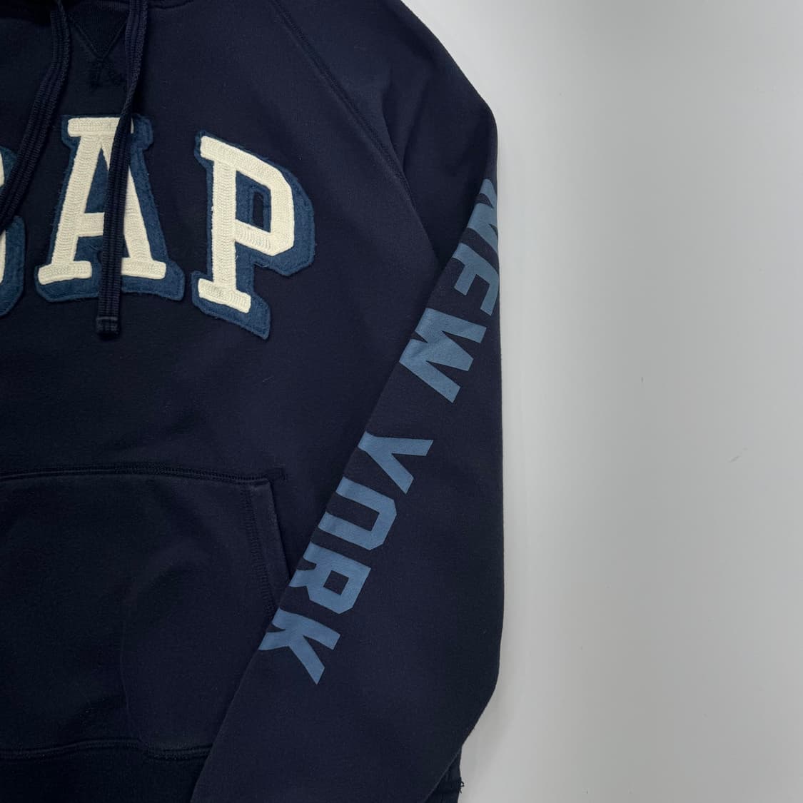 Gap 갭 아이보리 로고 사이드 포인트 네이비 후드티 상품이미지5