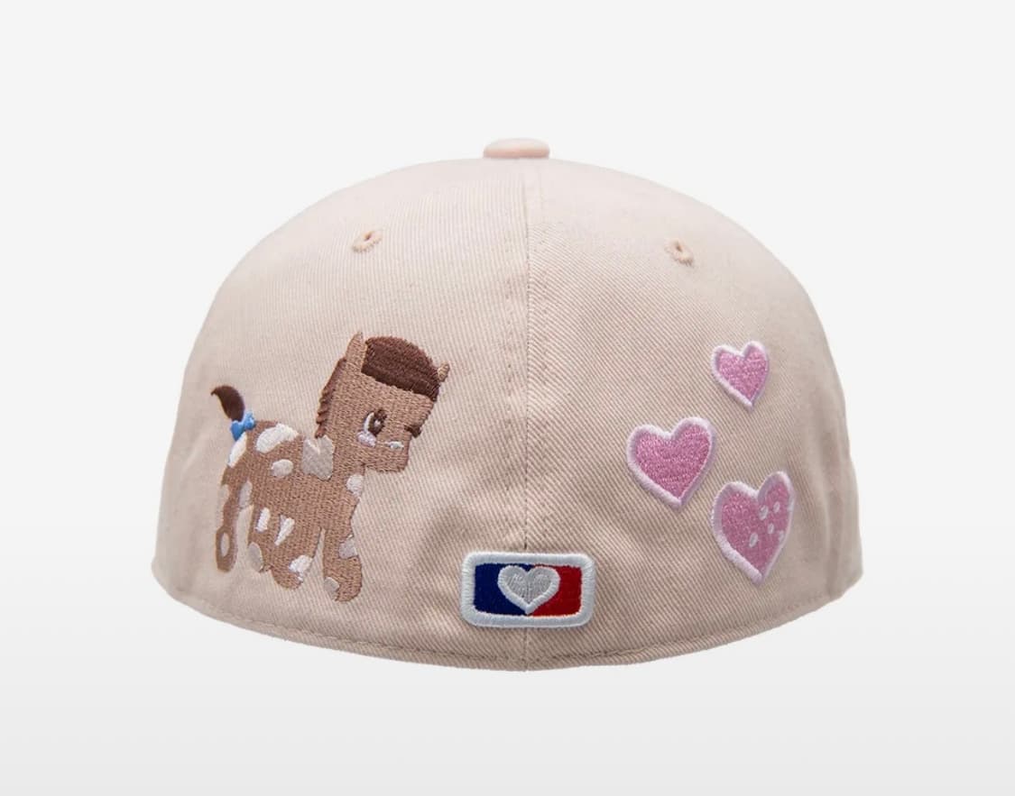 더뮤지엄비지터 포니 자수 볼캡 핑크 모자 상품이미지1