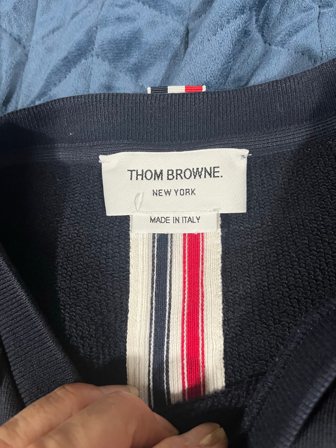 톰브라운 백 스프라이트맨투맨 3 상품이미지8