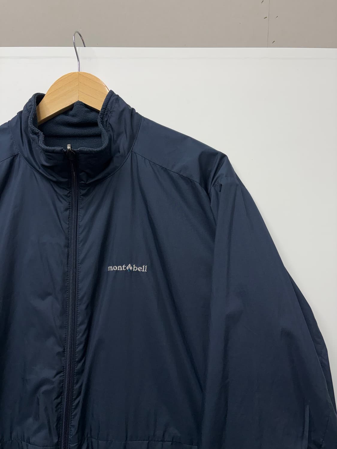 몽벨 리버시블 윈드자켓 상품이미지1