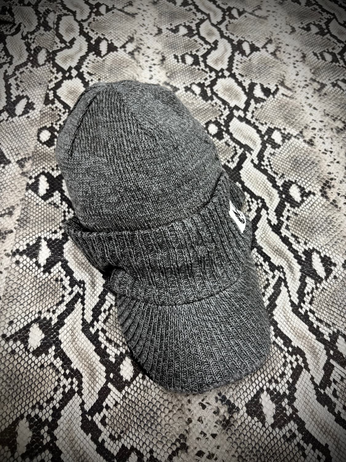“Vintage” Grey Knit Cap 상품이미지4
