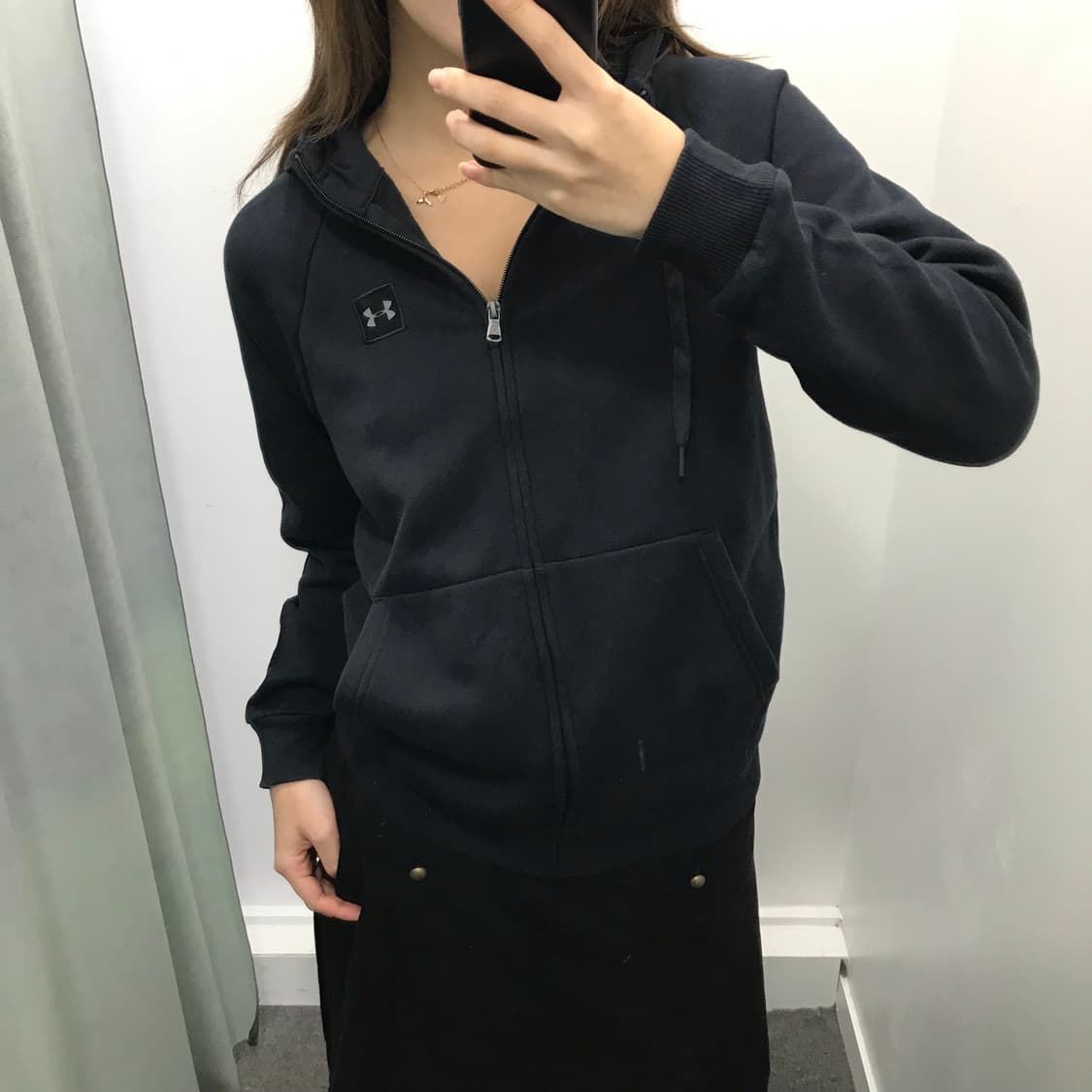 언더아머 블랙 후드집업 상품이미지3