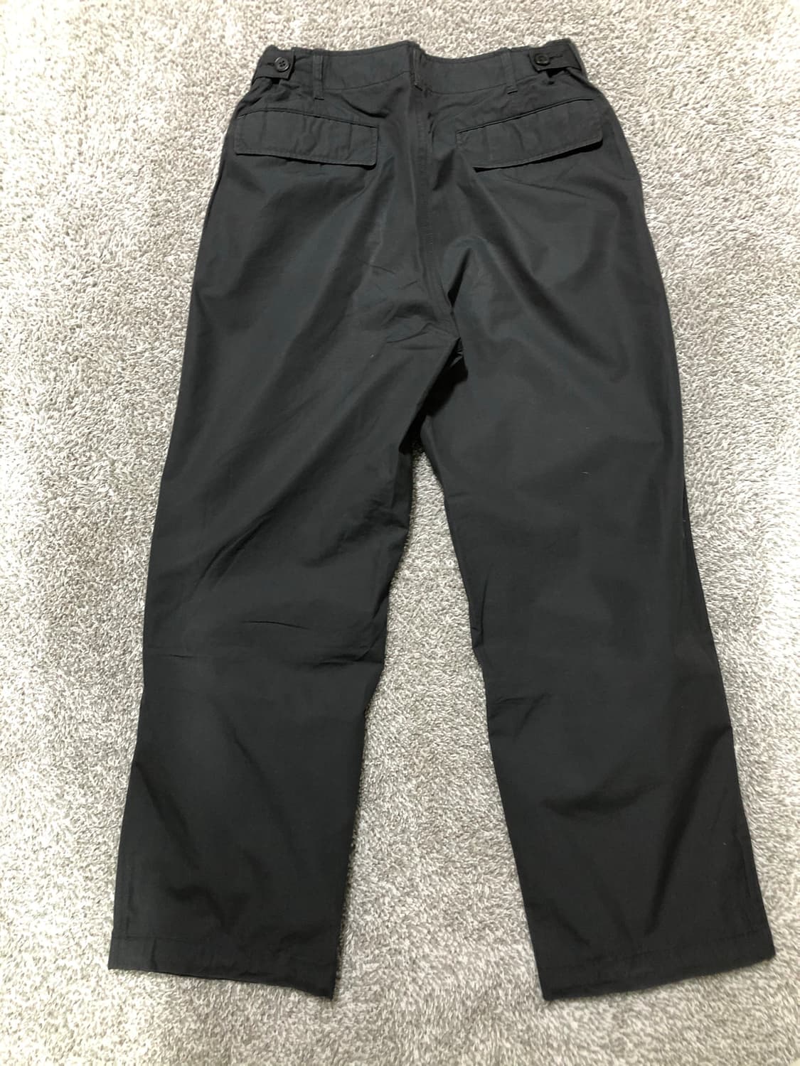 유니클로 와이드핏파라슈트팬츠 상품이미지2