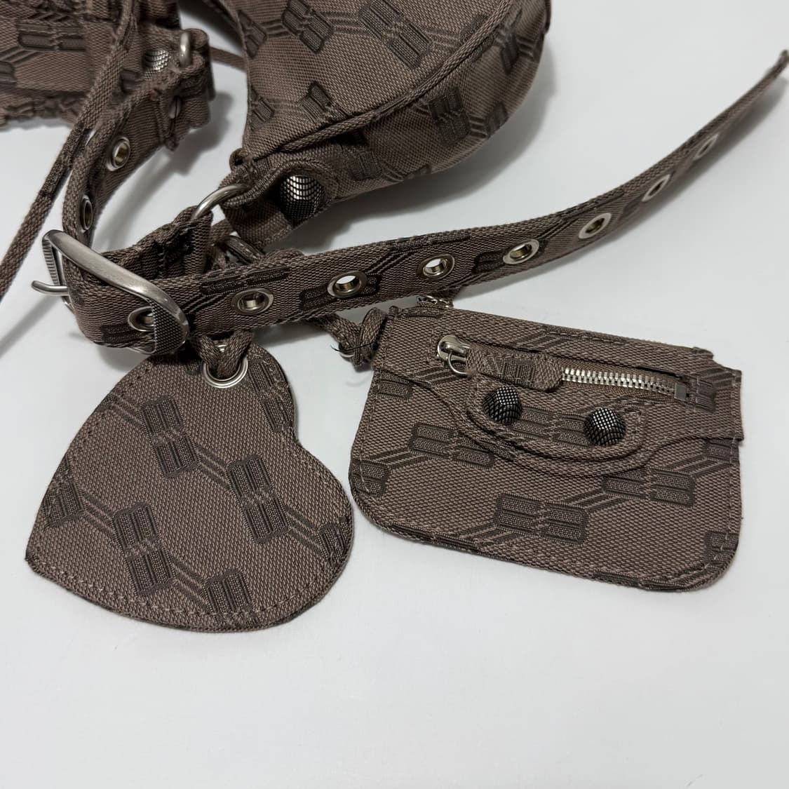 발렌시아가 BB 모노그램 르 카골 자카드 숄더백 상품이미지8