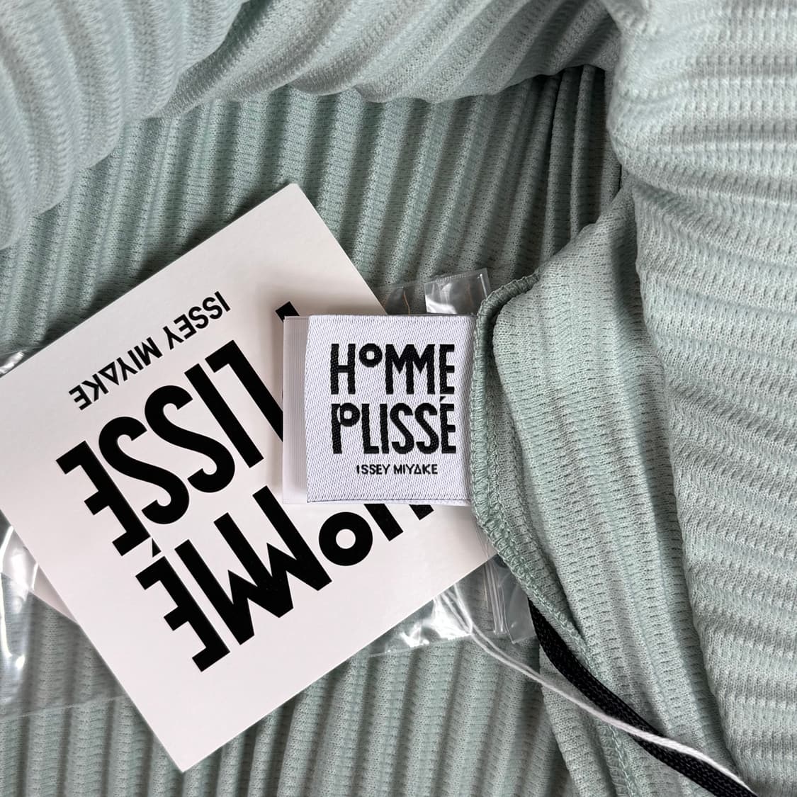 [리오브] 이세이미야케 옴므플리세 플리츠 반팔 셔츠 상품이미지4