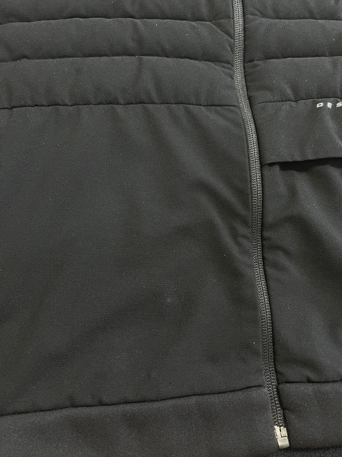 데상트 경량점퍼 100-105 상품이미지7