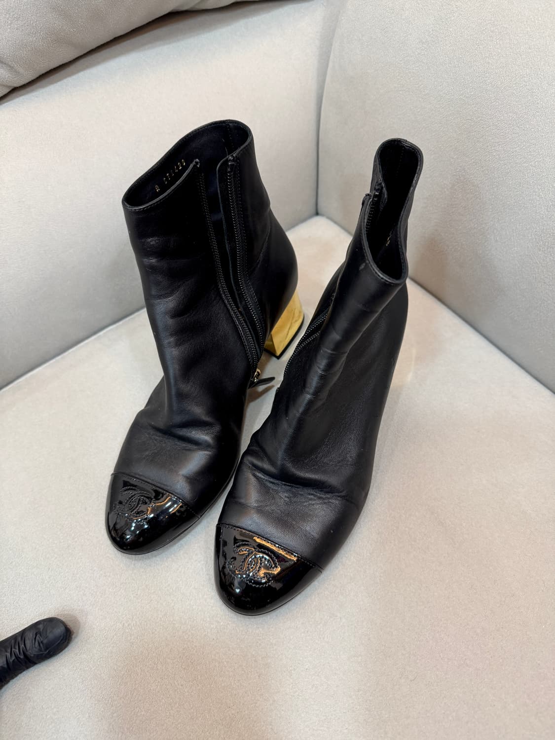 샤넬 투웨이 퀄팅 부츠 38.5사이즈  상품이미지2