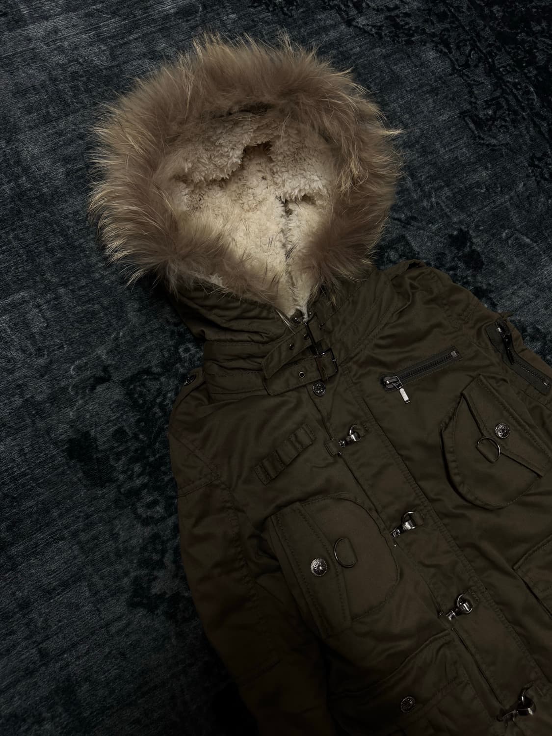 Cecil mcbee 00s y2k trimming fur militar 상품이미지2