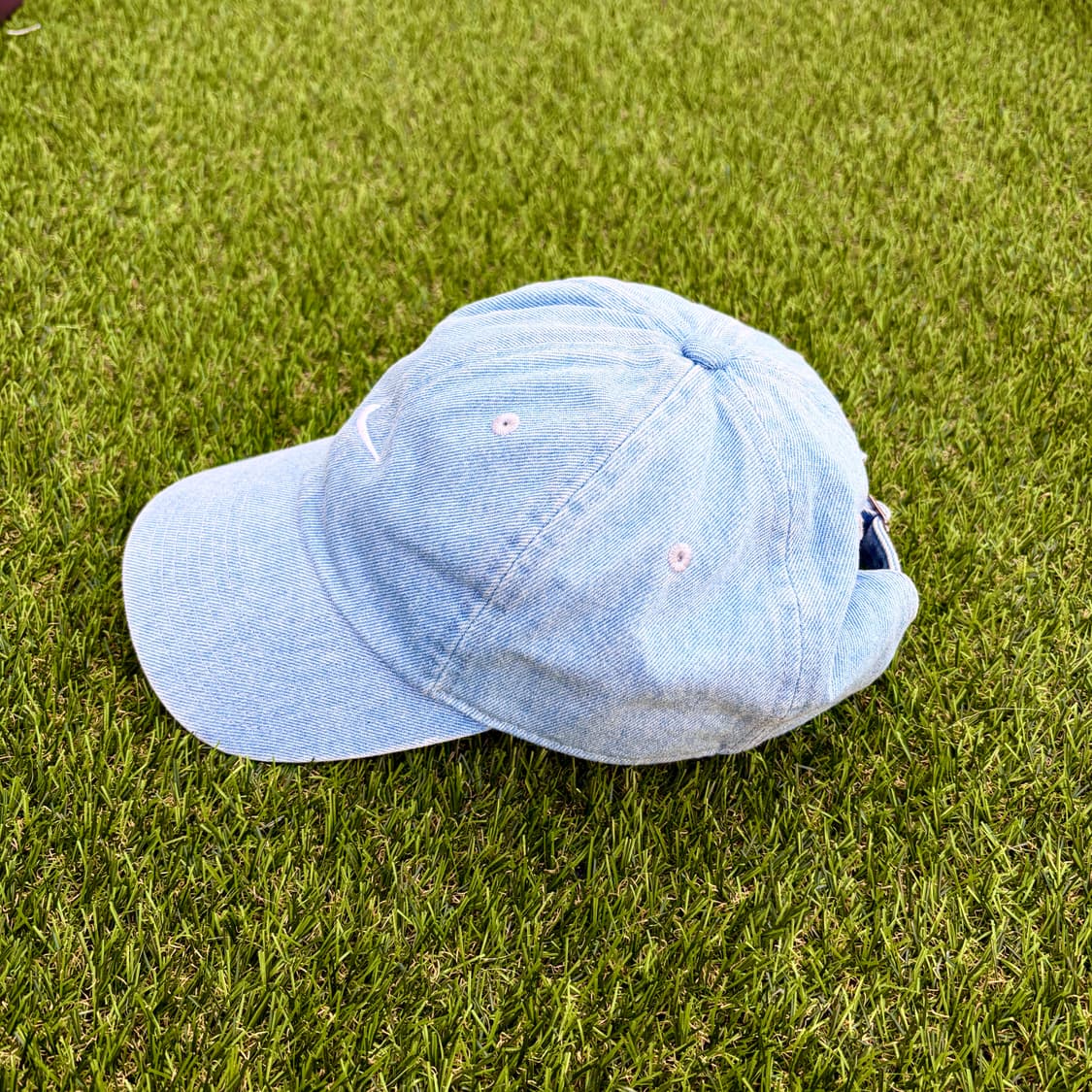 나이키 클럽 언스트럭처 연청 데님 캡 상품이미지2