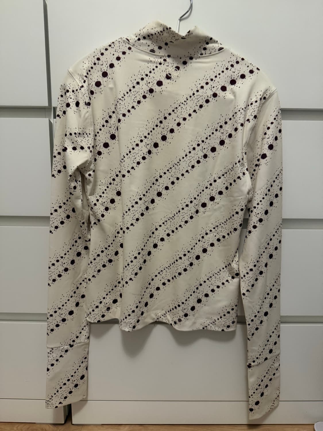 기준 긴팔티 상품이미지4