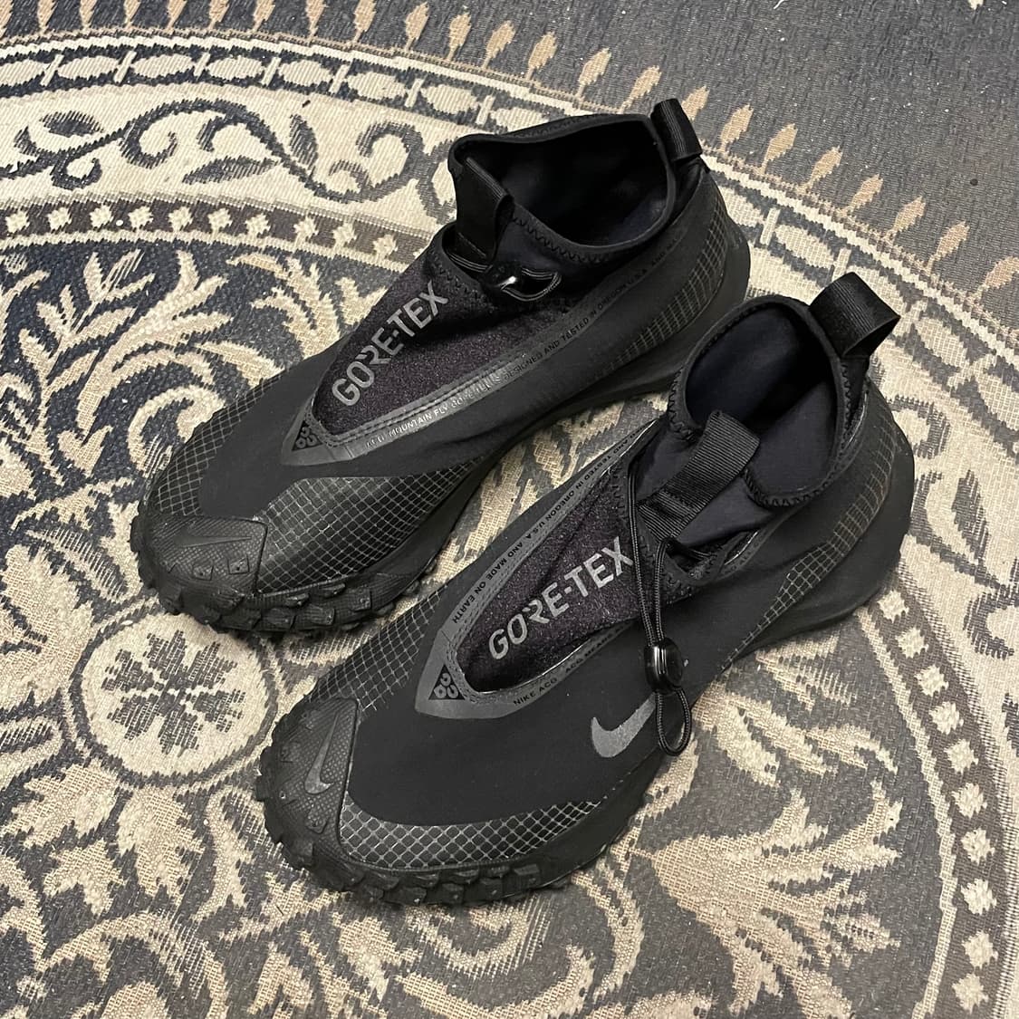 나이키 ACG 마운틴 플라이 고어텍스 블랙 상품이미지2