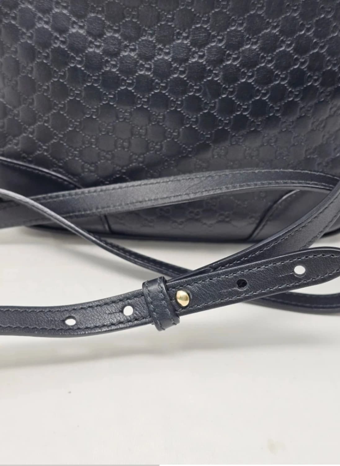 정품 구찌 마이크로시마 블랙 크로스백   상품이미지9